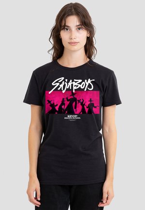 NETFLIX, KPOP DEMON HUNTERS SAJA BOYS PINK DEMONS - T-Shirt print - black