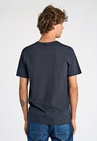 Lindbergh TEE S/S - T-shirt - bas - bl/wh