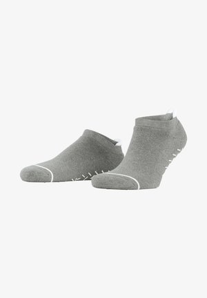 Graue Knöchelsocken aus einem Baumwollgemisch, mit weißen Akzenten an Zehen und Ferse sowie texturierten Gummigriffen an der Sohle für zusätzlichen Halt.