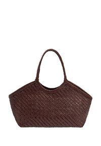 Woven brown bag w ciemno brązowym kolorze z dwoma mocnymi uchwytami, o strukturalnym, lekko trójkątnym kształcie i teksturowanej powierzchni.