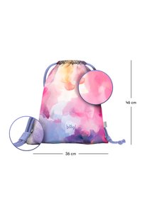 Sacchetto con coulisse in motivo acquerellato, caratterizzato da tonalità di rosa e viola. Realizzato in tessuto, misura 36 x 46 cm, con coulisse e dettagli color lavanda.