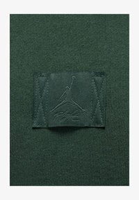 Wybrany, midnight green vintage green