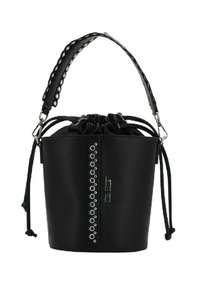 Borsa a secchiello nera con chiusura a coulisse, ampia maniglia con occhielli metallici e decorazione verticale del logo in metallo sulla parte anteriore.