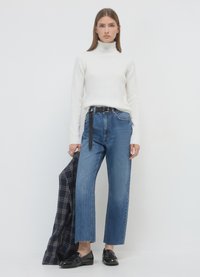 Calliope DOLCEVITA - Strickpullover - bianco lana