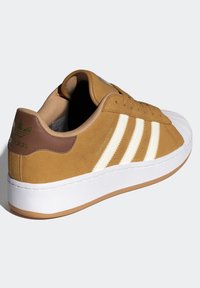 adidas Originals Trainers - beige