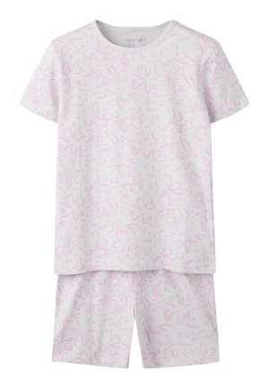 Valge lühikeste varrukatega särk ja lühikesed püksid heleroosa abstraktse lillemustriga, laste jaoks mõeldud.