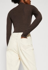 Zign Studio Jean droit - off white