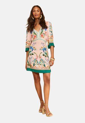 Love & Roses, REGULAR FIT - PLACEMENT PRINT V-NECK KAFTAN MINI DRESS - Vapaa-ajan mekko - ivory floral