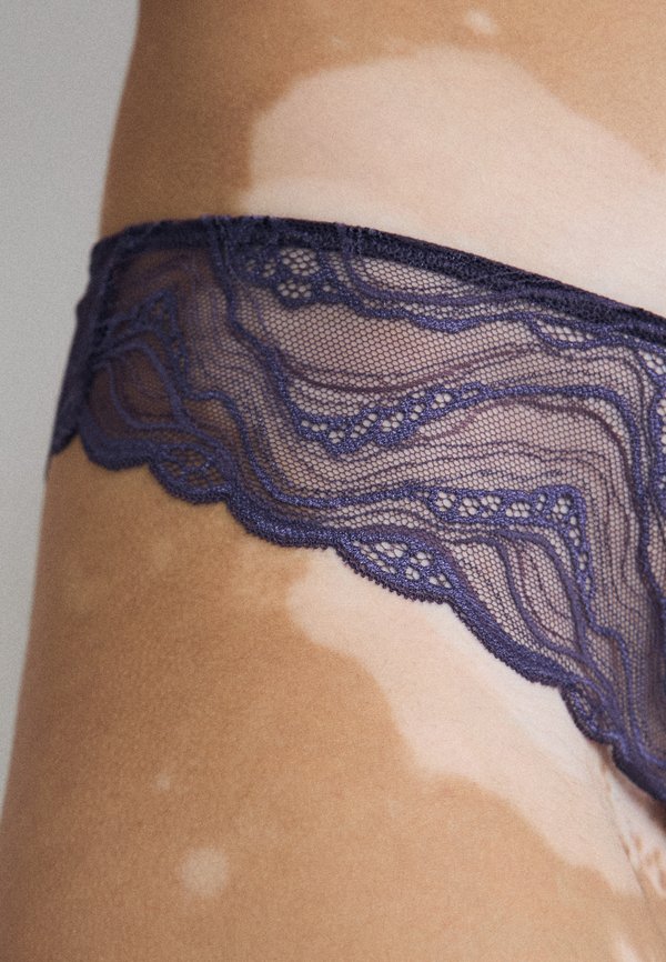 BRAZILIAN SENSUAL STRETCH LACE - Thong - nightshade2