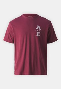 Unselected, burgundy