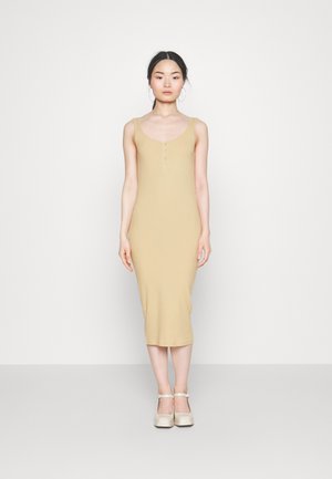 Pieces Petite PCKITTE TANK MIDI DRESS - Φόρεμα από ζέρσεϊ - irish cream