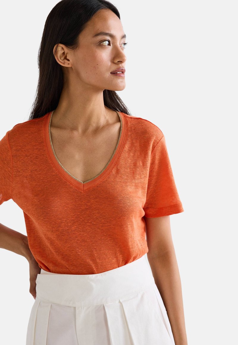 Monoprix COL V IRISÉ - T-shirt basique - jaffa