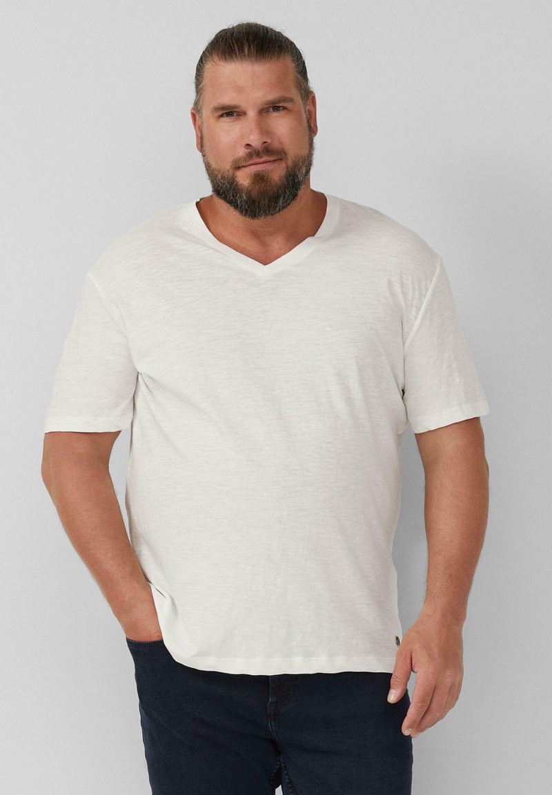 Witte, gestructureerde V-hals T-shirt met korte mouwen, relaxed fit, met een lichte glans en een kleine logo-accent aan de zoom.