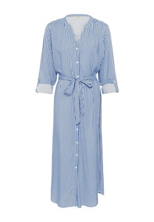 Robe longue boutonnée avec rayures verticales bleu et blanc, ceinture nouée à la taille, manches retroussables et col.