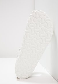 Birkenstock ARIZONA - Sandalias planas - white