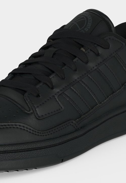 adidas RAPID COURT UNISEX - Training shoe - core black/carbon — foto 7