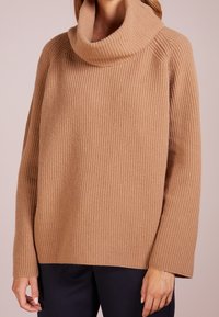 WEEKEND MaxMara Strickpullover - camel