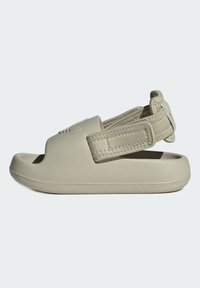 adidas Originals ADIFOM ADILETTE KIDS Sandalias planas putty