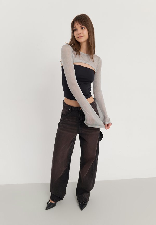 Long sleeved top - silver3