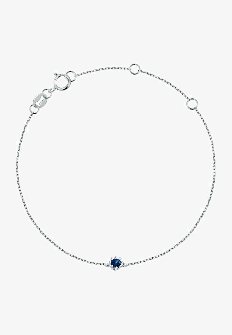 Silverkedja armband med runt blått ädelsten i mitten, med delikata länkar och en kräftklämma för säker stängning.