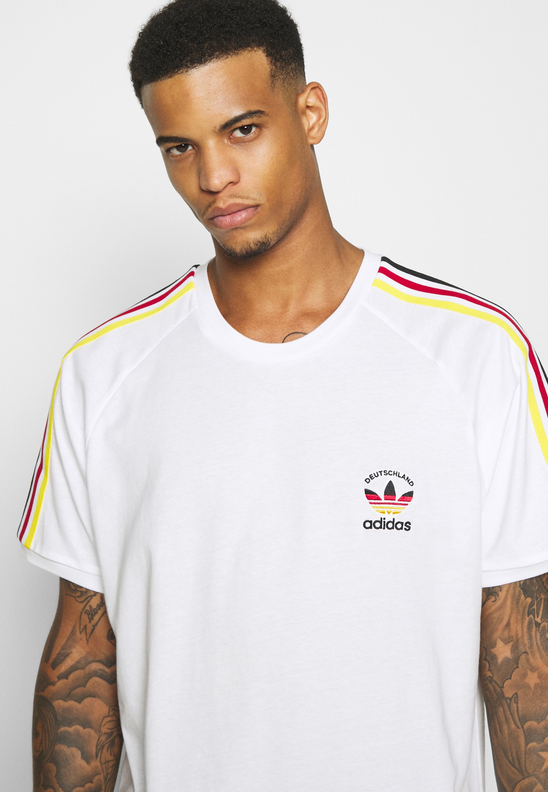 adidas Originals STRIPES SPORTS INSPIRED SHORT SLEEVE TEE adidas Originals STRIPES SPORTS INSPIRED SHORT SLEEVE TEE