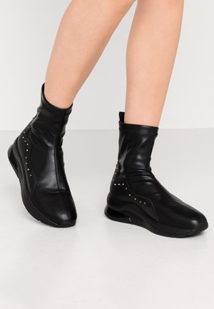 KARLIE - Stivaletti - black