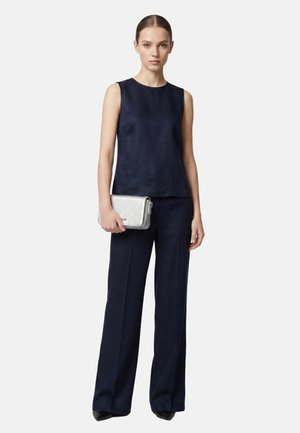Marc Ellis, MARC ELLIS SHOULDER BAG - Umhängetasche - silver-coloured