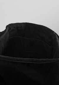Zign Bolsa de deporte - black