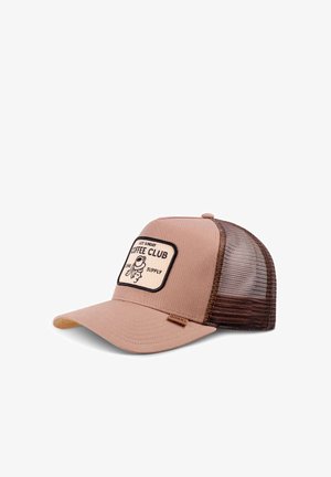 Beige Trucker-Cap mit braunem Netzrücken. Mit einem weißen Aufnäher mit schwarzem Text "Lazy Sunday Coffee Club" und einer Grafik einer Kaffeetasse.