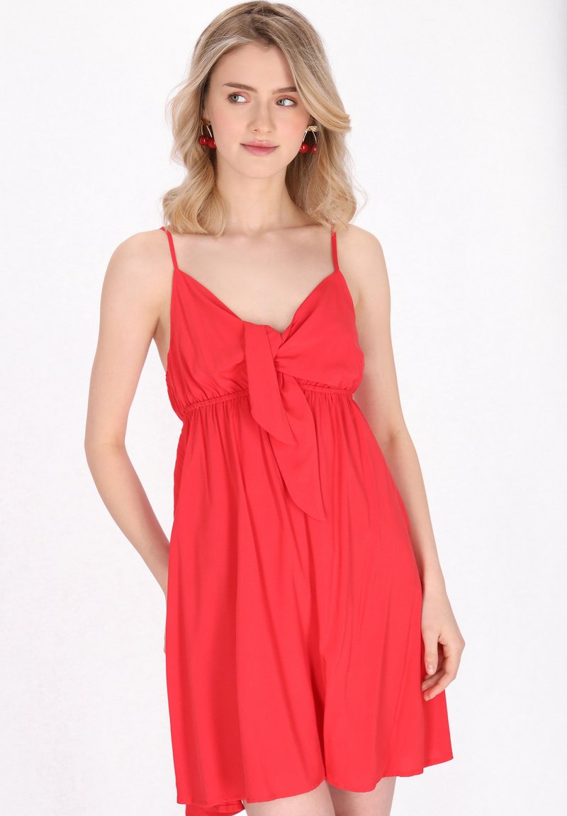 Rotes, ärmelloses Kleid aus leichtem Stoff, mit einem gebundenen Vorderteil und einem elastischen Bund für eine fließende Silhouette.