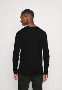 Maglione Uomo SELECTED HOMME Slhrome LS Knit – Girocollo In Cotone Biologico E Tencel Lyocell, Maniche Lunghe