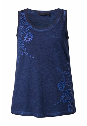 Ärmelloses dunkelblaues Tanktop mit rundem Ausschnitt und blauen floralen Mandala-Mustern auf der linken Schulter und der rechten unteren Seite.