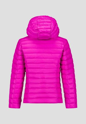 Chaqueta acolchada en rosa brillante con capucha, que presenta un acolchado horizontal y una textura suave. La vista trasera resalta el color y diseño distintivos.