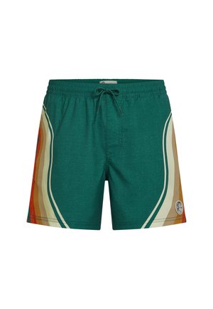 Shorts de bain verts avec une finition texturée, dotés d'accents ondulés multicolores en orange, beige et bleu foncé, et d'une taille élastique avec cordon de serrage.