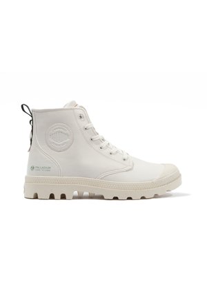 Korkeavartiset tennarit - white