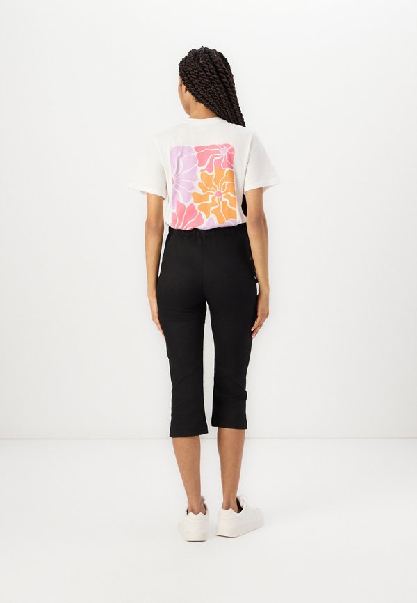 MLJASMINE SLIM CAPRI PANTS - Trousers4