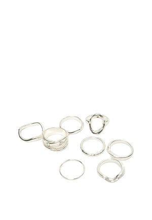 Bershka, 8-PACK OF MIXED RINGS - Ring - silver-coloured
