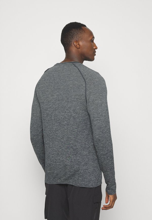 CREW NECK ESSENTIAL SEAMLESS - Long sleeved top2