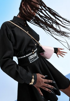 HEAVY BASIC - Minihame - black