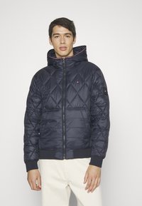 Tommy Hilfiger MIX QUILT HOODED - Übergangsjacke - desert sky