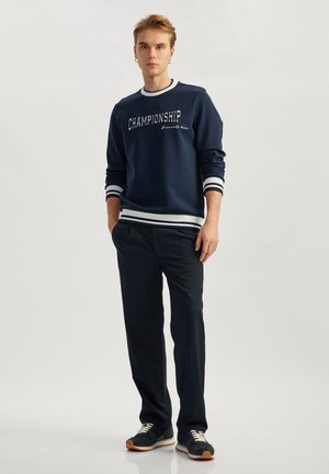 Sweater - dark blue