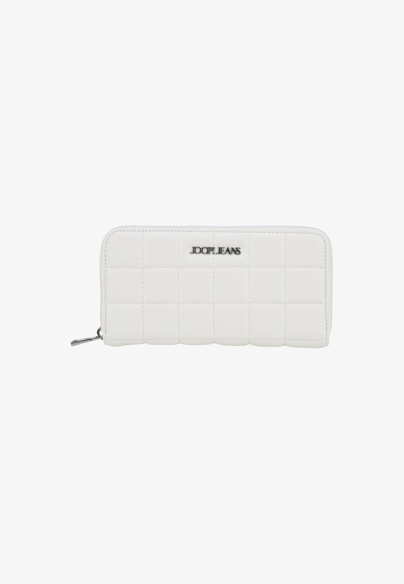 Portafoglio bianco con zip perimetrale, caratterizzato da una trama trapuntata e un logo in rilievo. Materiale sintetico liscio con accessori in metallo argentato.