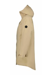Veste imperméable beige avec capuche, dotée d'une fermeture éclair sur le côté, de poignets élastiques et d'un logo noir rond sur la manche gauche.