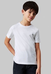 Calvin Klein Jeans STRIPED 2 PACK - Camiseta estampada - bright white   bright green