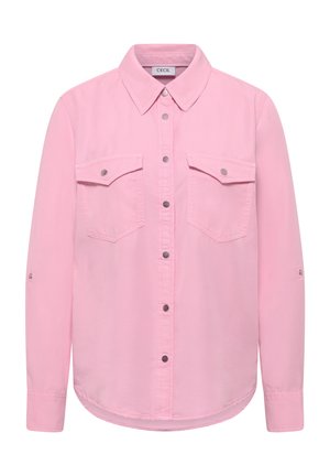 Langærmet lyserød skjorte med knapper, krave og to brystlommer med klap, trykknapper foran og på ærmerne.