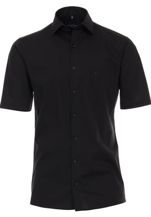 Camicia nera a maniche corte con bottoni e colletto, tasca frontale e piccolo logo sul petto, esposta su un manichino.