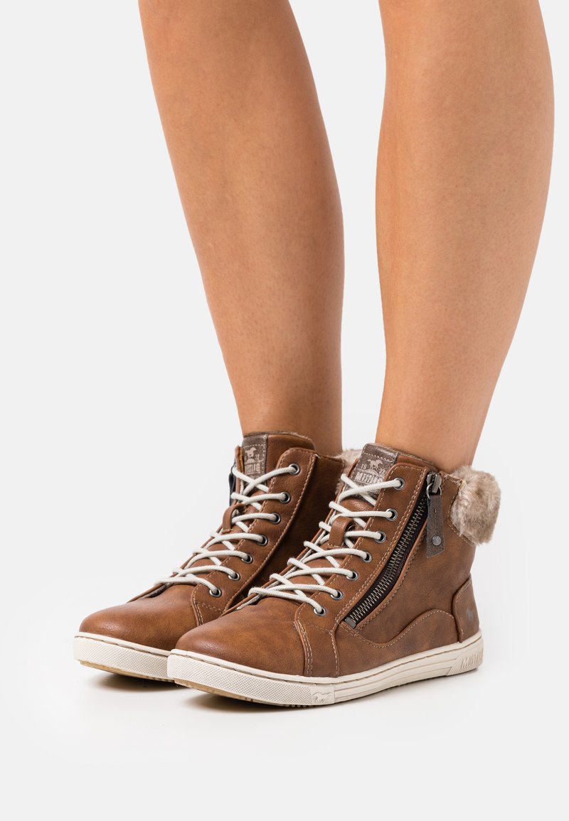 mustang kastanie boots