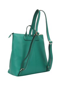 Teal leren rugzak met dubbele schouderbanden, slank ontwerp en subtiele stiksels. Beschikt over een gladde textuur en verstelbare gesps accenten.