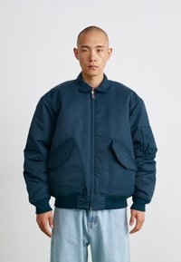 Carhartt WIP OLTEN  - Geacă bomber - duck blue/turmeric