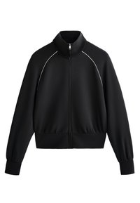 Fekete sportos zipzáros dzseki magas gallérral, bordázott mandzsettákkal és derékrésszel. Fehér díszítéssel ellátott vállrészekkel és sima, texturált anyaggal rendelkezik.